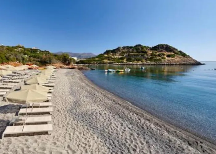 Nava Villa