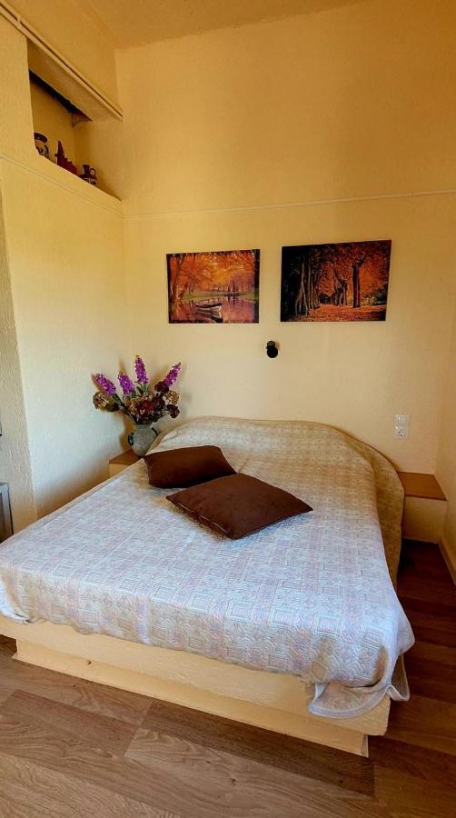 Nava Apartment *